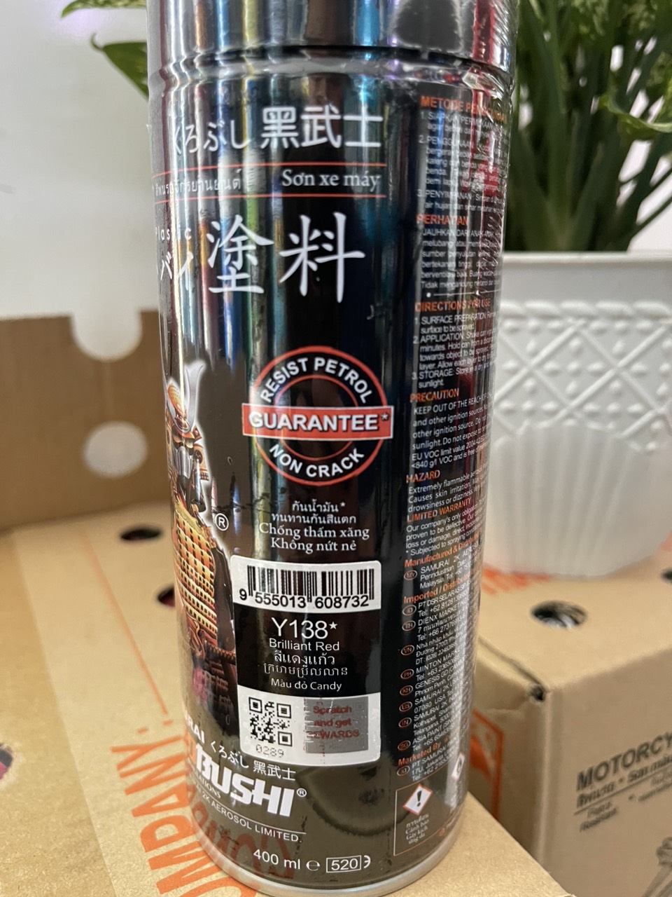 Sơn xịt Samurai Chính Hãng màu Đỏ Candy - Y138*. (400ml)