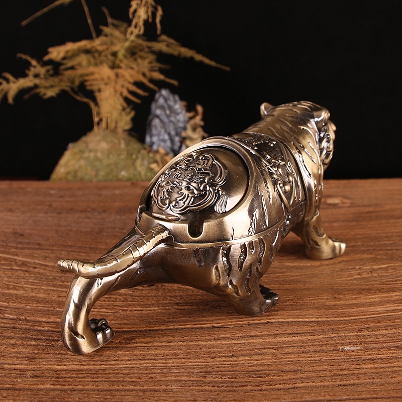 Gạt tàn thuốc hình con hổ