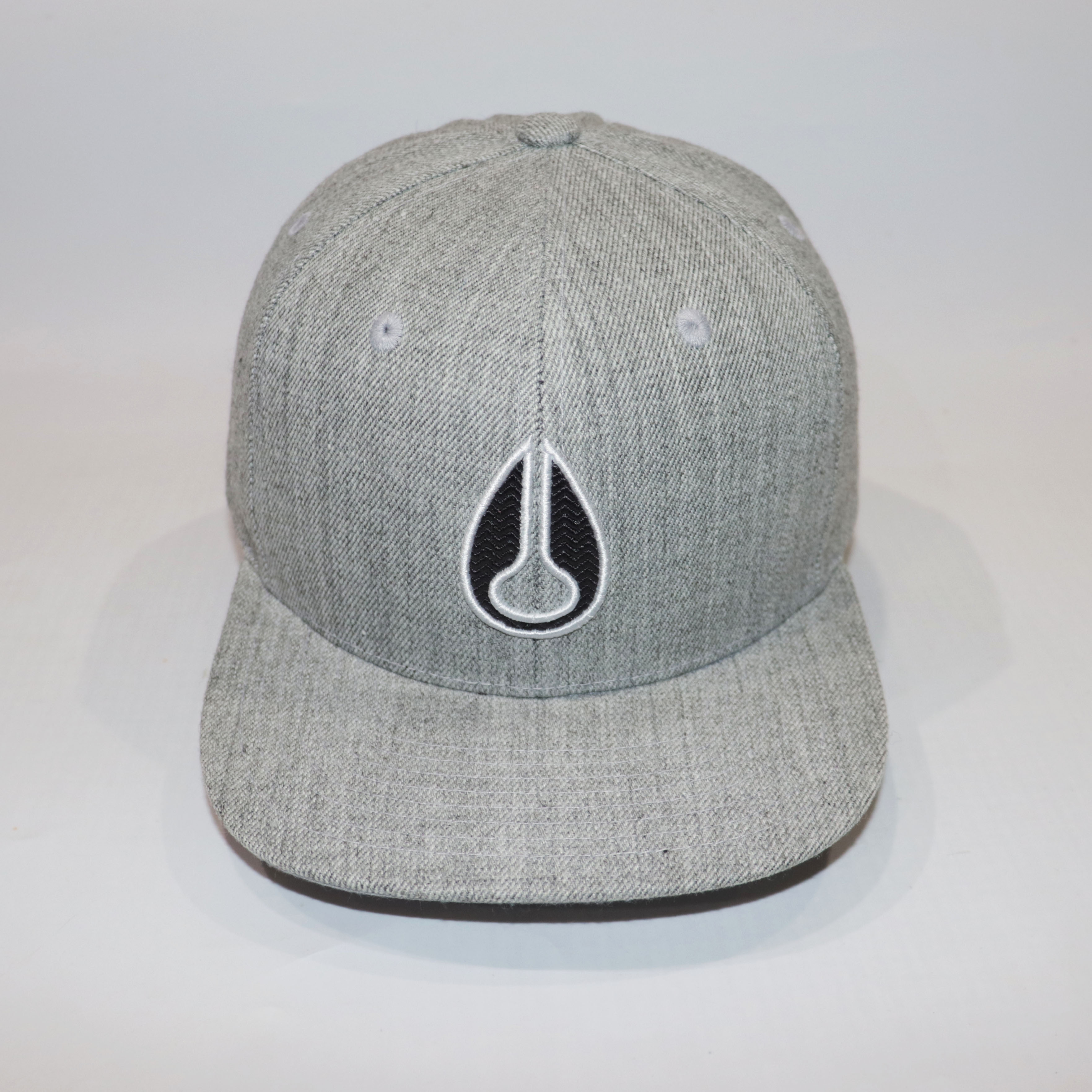 Nón Snapback NHS NixGNX Giọt nước nghệ thuật .