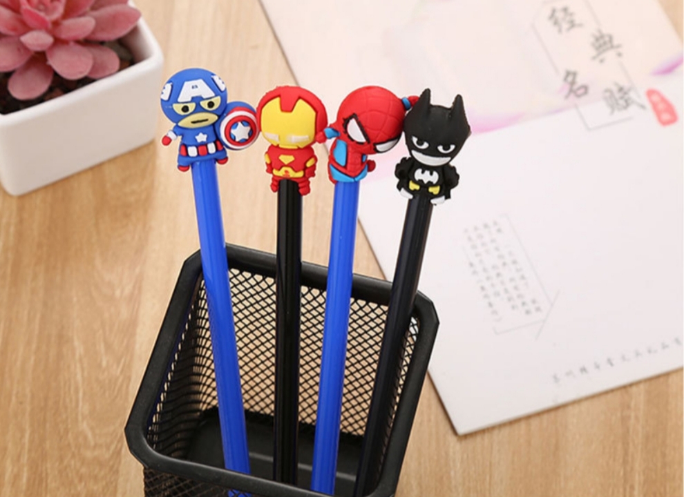 Set 4 bút bi nước siêu anh hùng