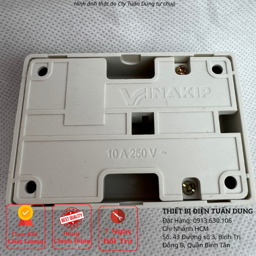 CÔNG TẮC VINAKIP LIỀN Ổ CẮM 10A 250V KIỂU 2