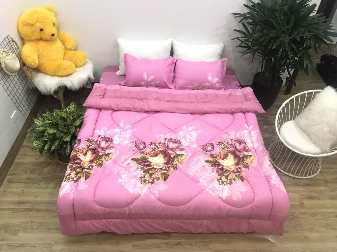 Bộ Chăn Phao 5 Món ( Gồm 1 Chăn Phao + 1 Ga Bo Chun + 2 Vỏ Gối Nằm + 1 Vỏ Gối Ôm) Mẫu Phao 2