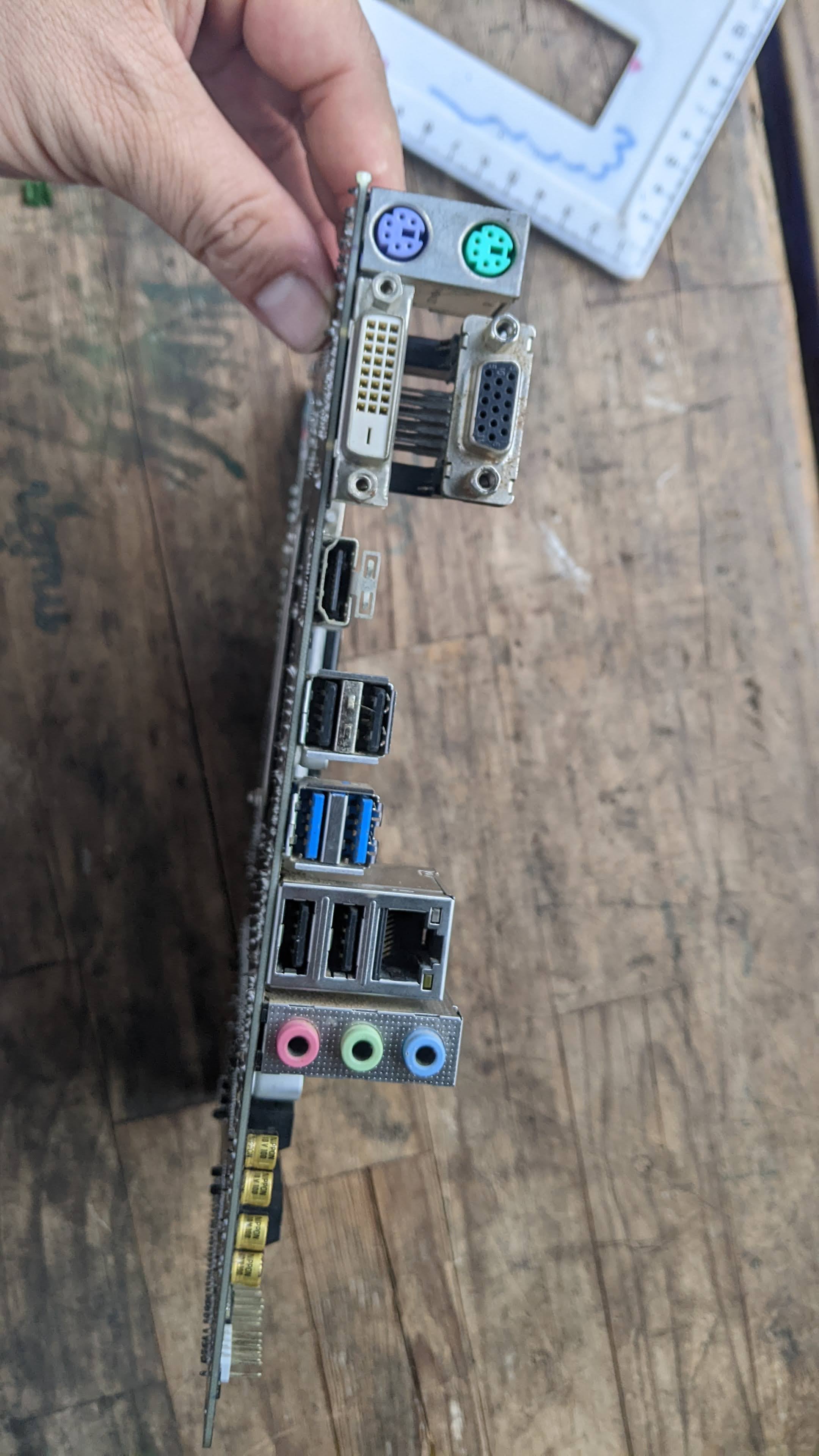 Main Gigabyte H110M-S2H