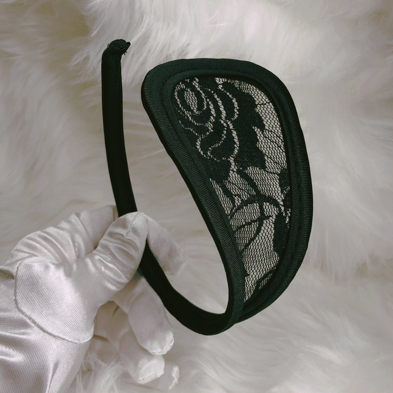 Quần lót không dây chữ C string