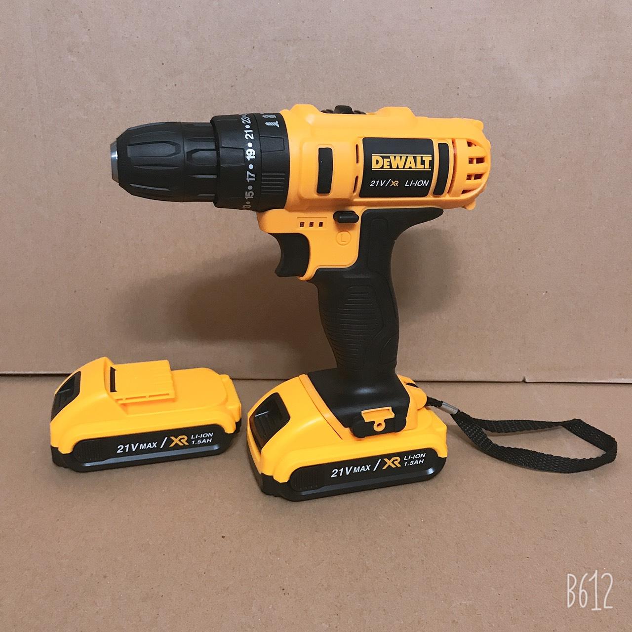 Máy khoan pin 21V Dewalt 3 chức năng có búa