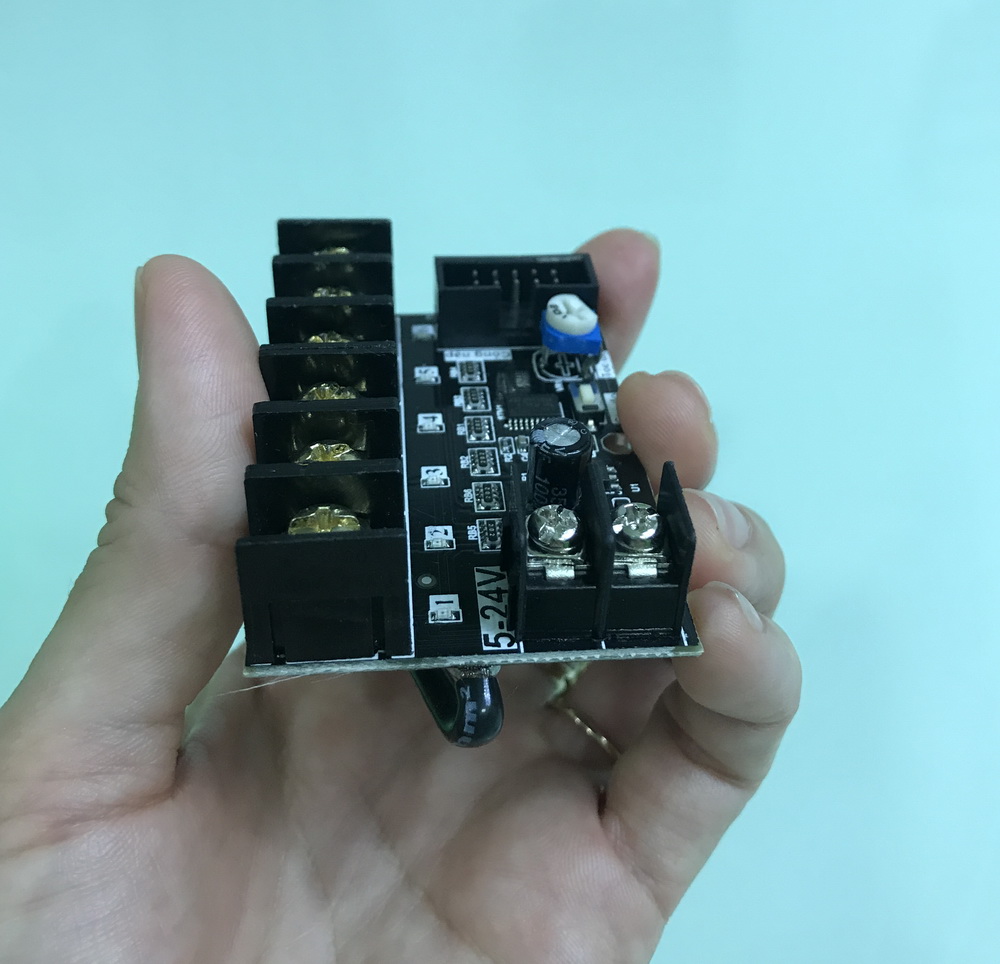 6C30A - Mạch led vẫy 6 kênh công suất cổng 30A