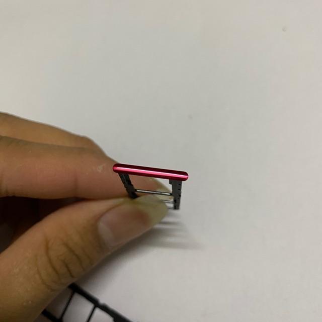 Khay sim Oppo F9