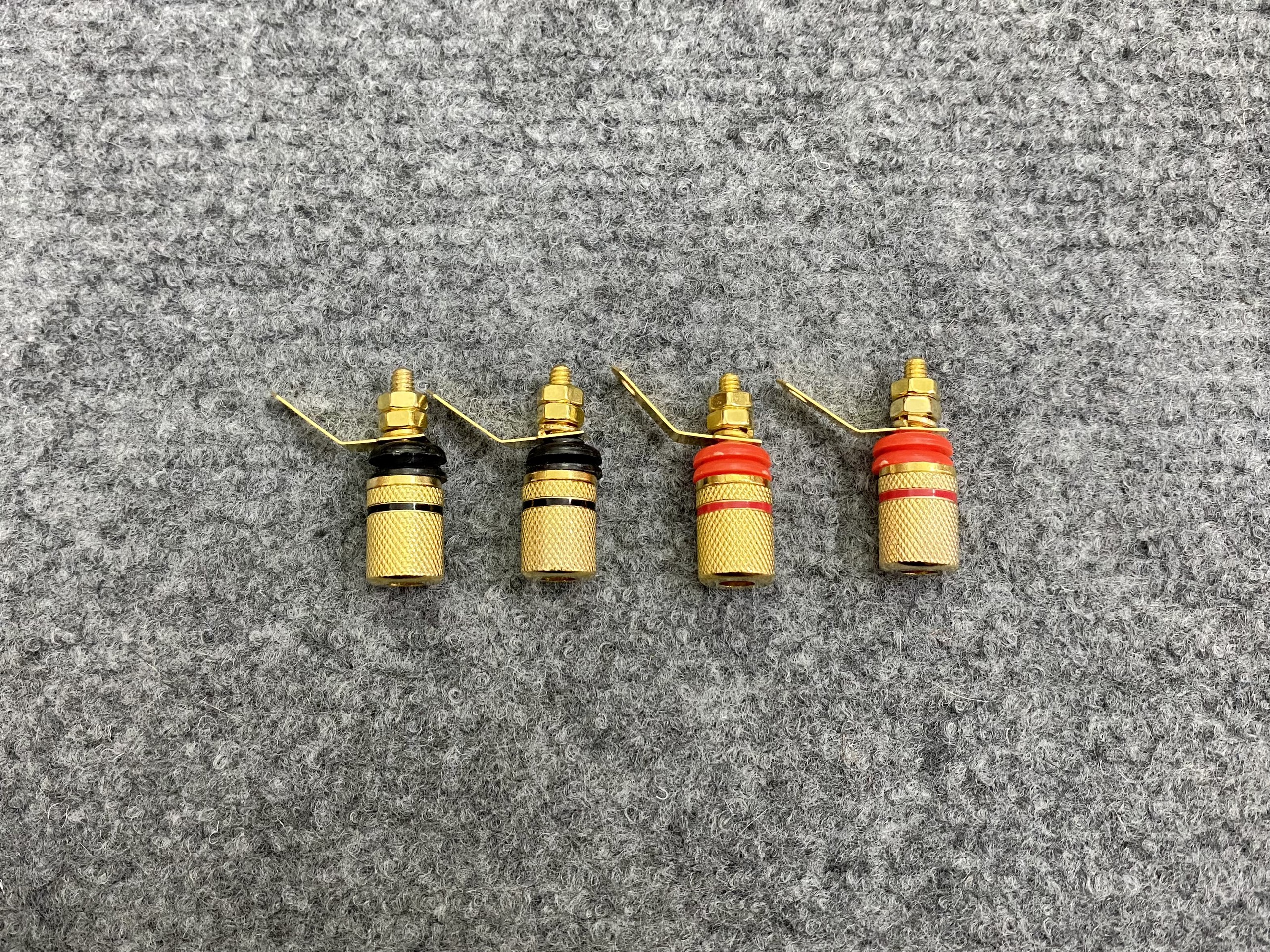 Cọc loa, trạm loa cắm bắp chuối, mỏ chim, càng cua, kẹp dây..