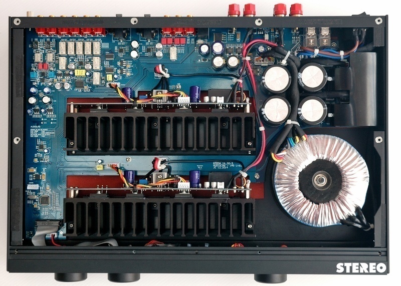 [HCM]amply AUDIOLAB 8300A hàng chính hãng new 100%