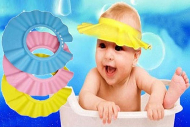 Nón tắm an toàn cho bé