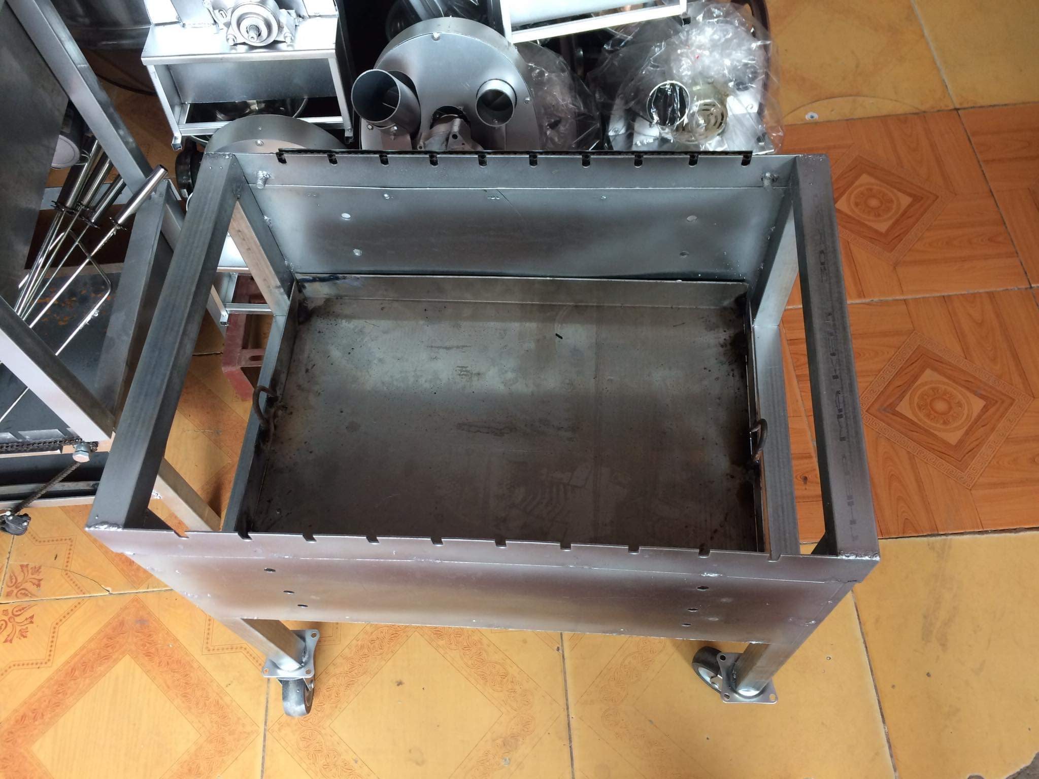 Bếp Nướng Than Hoa Tự Quay 10 xiên (tặng 10 xiên đơn+2 xiên 3)