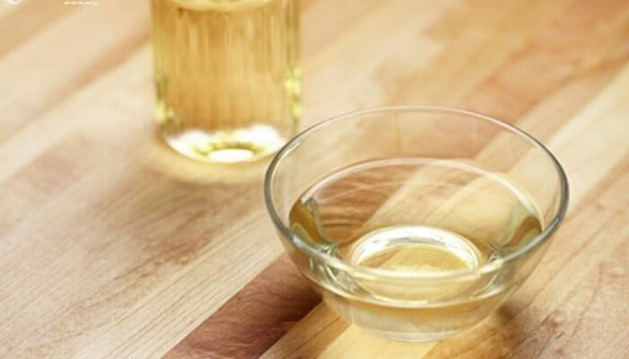 Dấm trắng hiệu Heinz Distilled White Vinegar 946ml