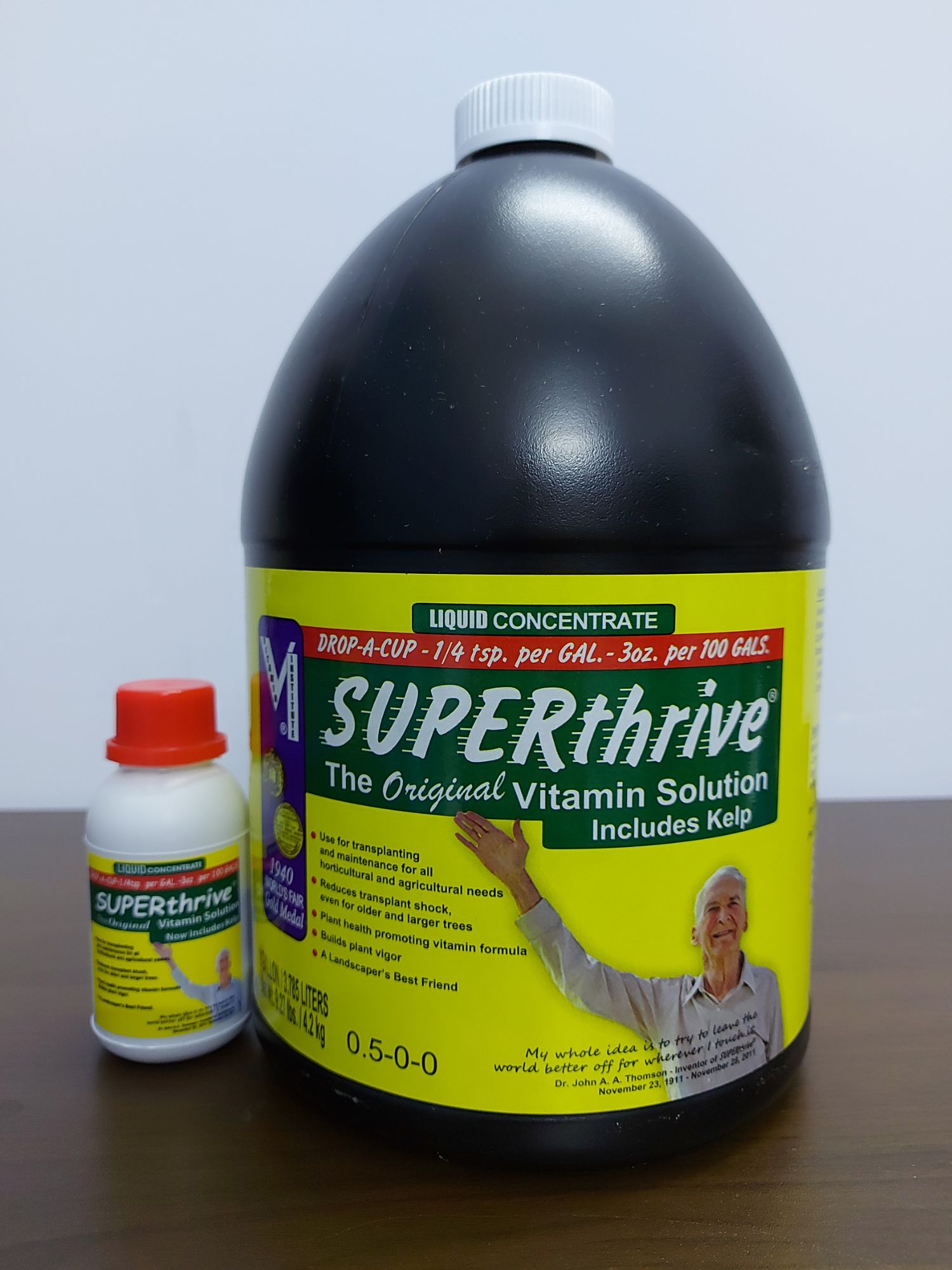 [HCM]Phân bón tăng trưởng Superthrive 100ml (Chiết từ can 1 gallon - Xách tay USA)