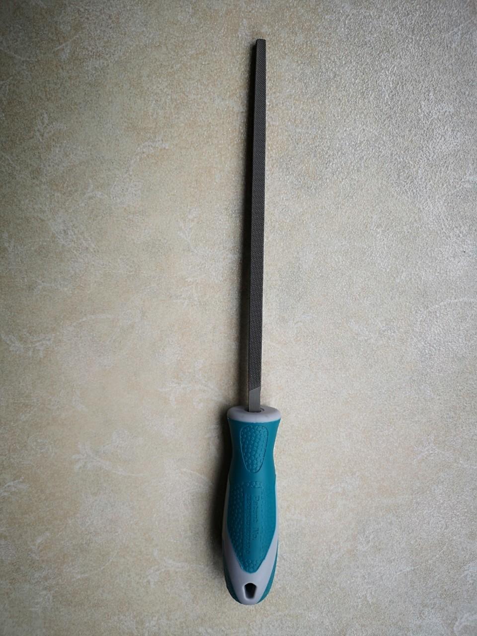 8" Giũa vuông Total THT91886