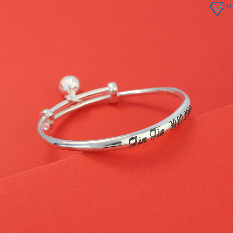 Quà tặng thôi nôi, đầy tháng cho bé ý nghĩa - Lắc bạc cho bé khắc tên LTT0046 - Trang Sức TNJ