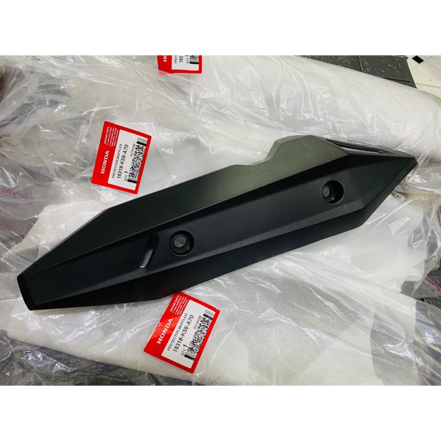 Ốp Pô Xe Vario - Click Các đời hãng honda " kèm ốc Salaya + lông đền đỏ "