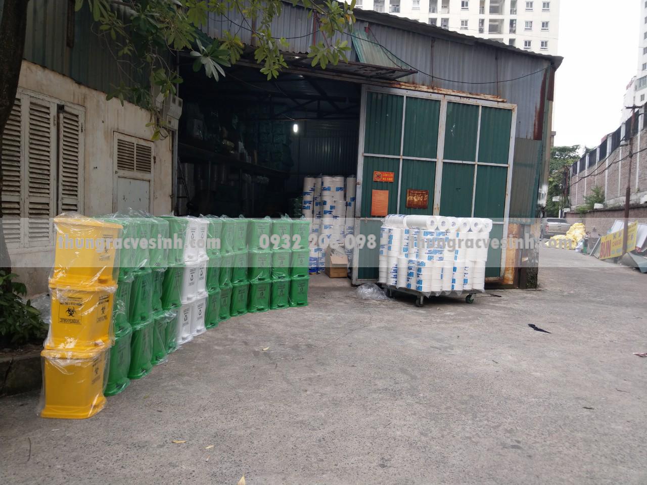 Thùng rác y tế 15 lít Sóng Vàng