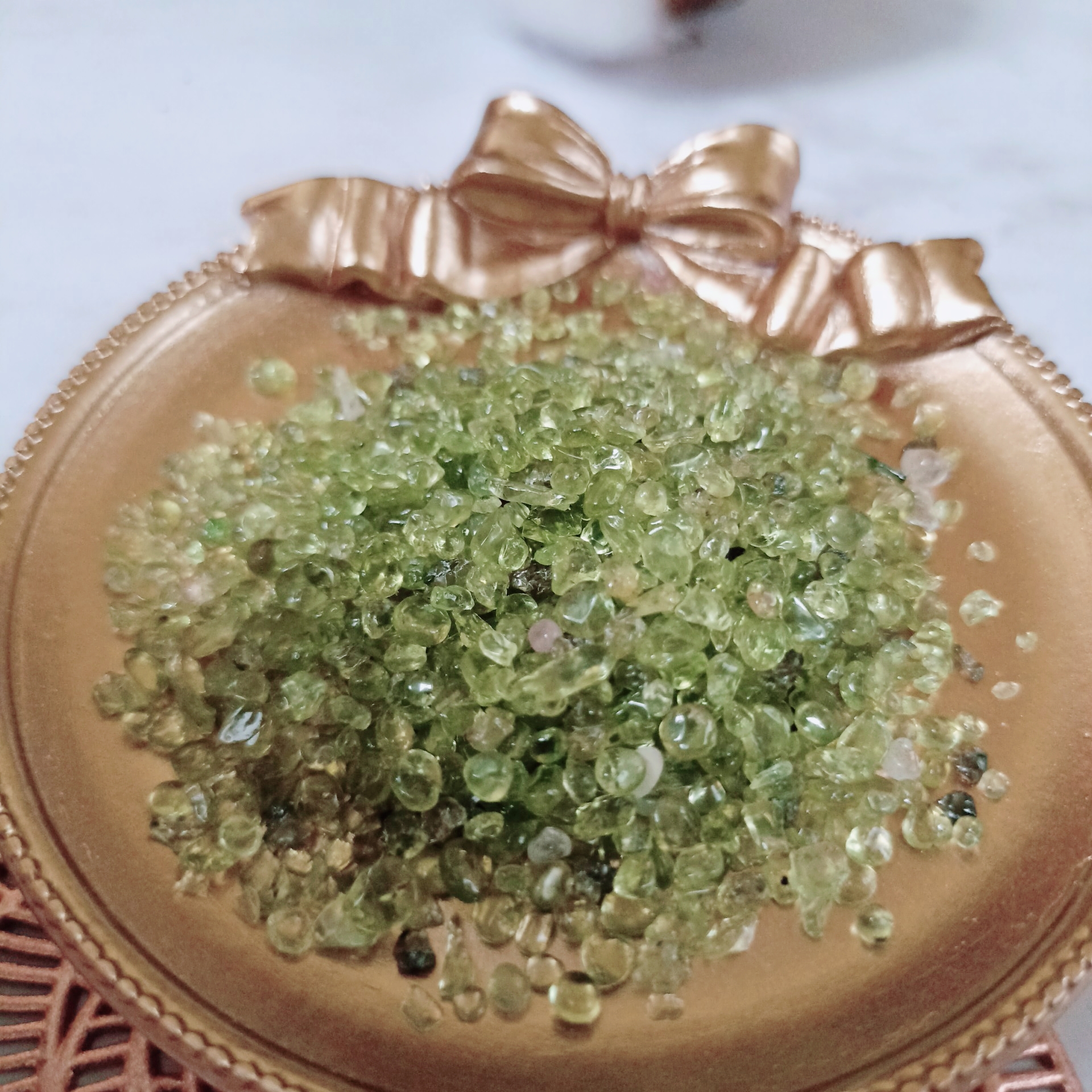 Đá Peridot nhuyễn đá thanh tẩy