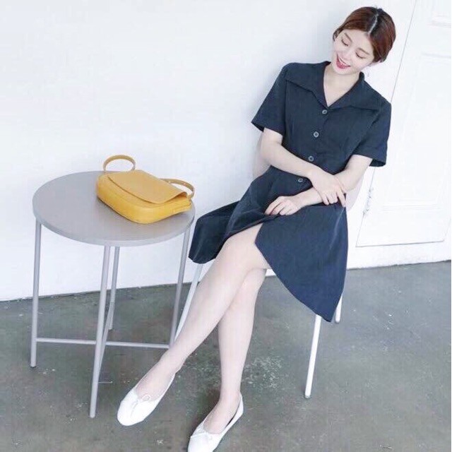 Đầm xanh đen cổ bẻ