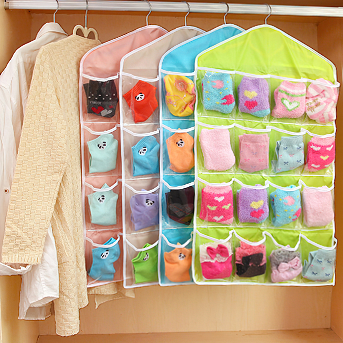 Convenient 16-compartment hanging bag, multi-compartment bra and sock hanging bag