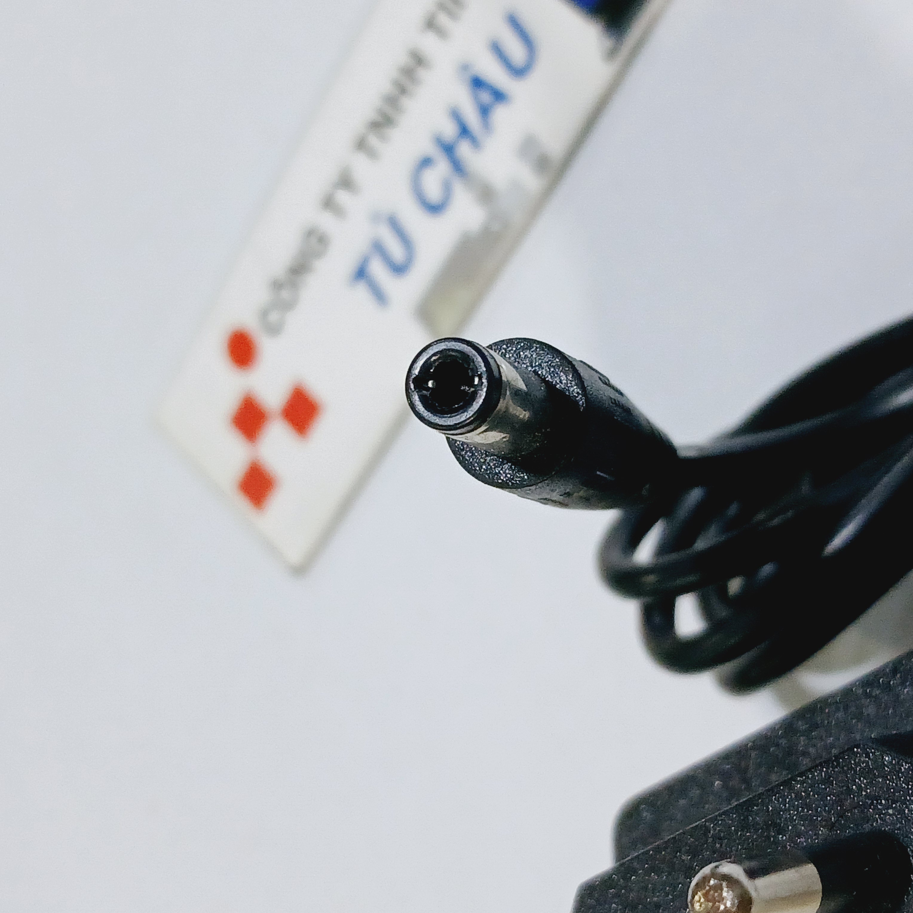 Adapter Dc 7.5V - 1A / Plug 5.5mm X 2.1mm