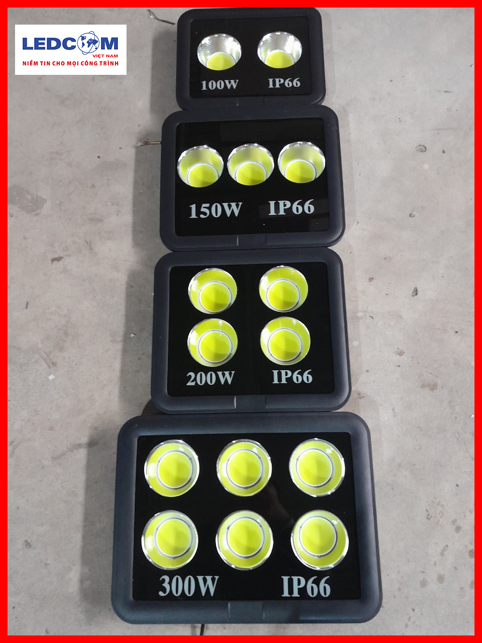 Đèn LED pha cốc 150w chiếu ngoài trời giá tốt