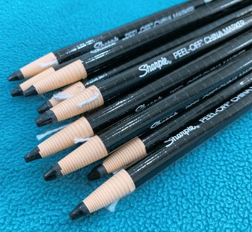 Chì đá sharpie vẽ chân mày, trang điểm