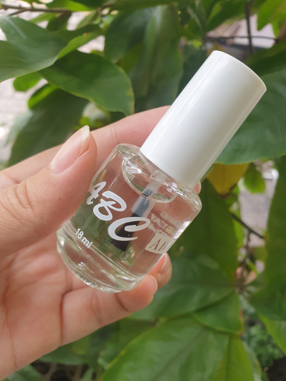 Sơn Móng Tay không màu , sơn bóng , dưỡng móng 18ml