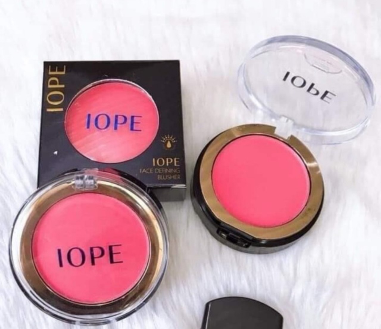 Phấn má hồng kèm cọ Iope