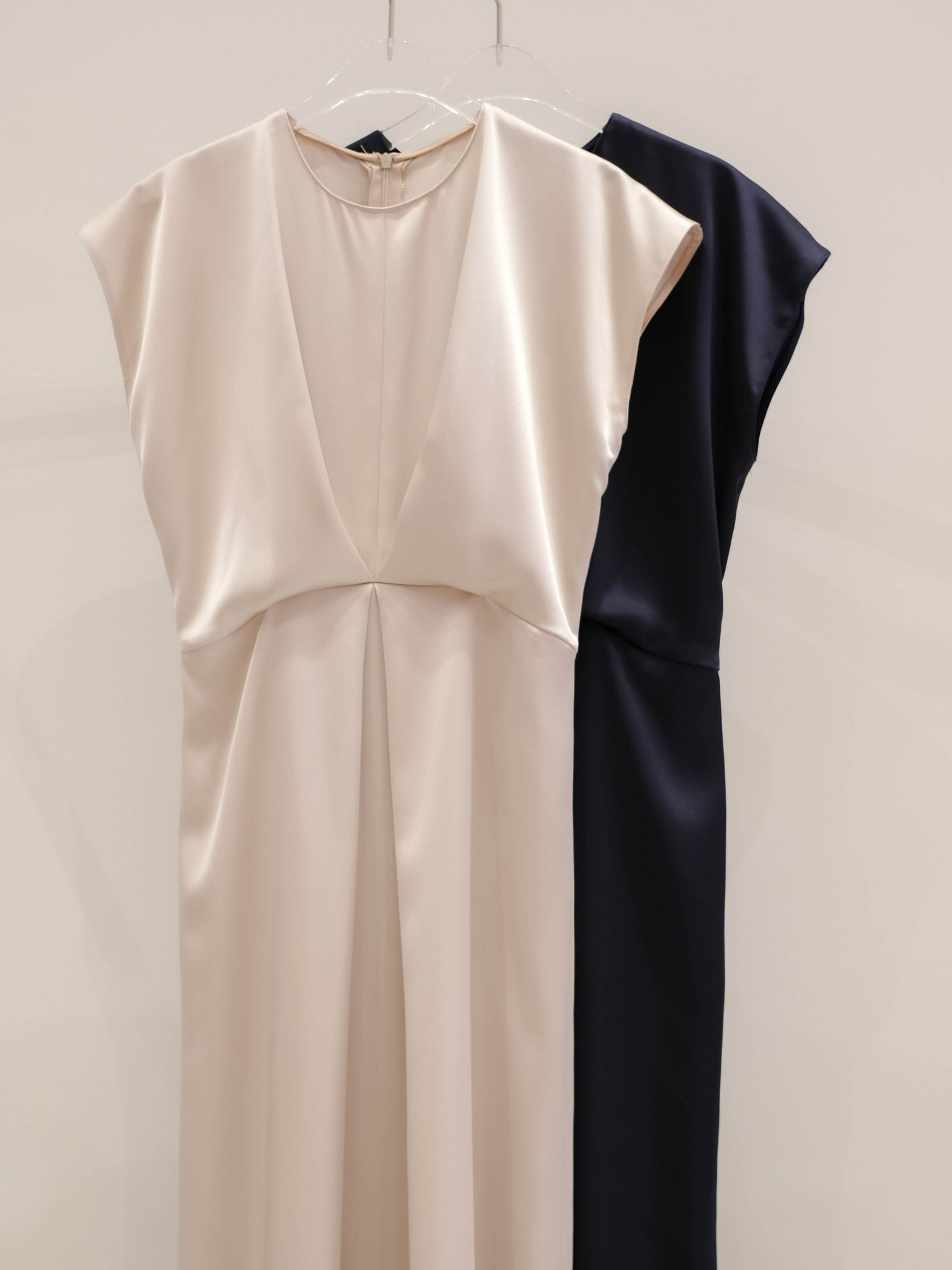 Đầm midi lụa tứ thân Mauve Midi dress