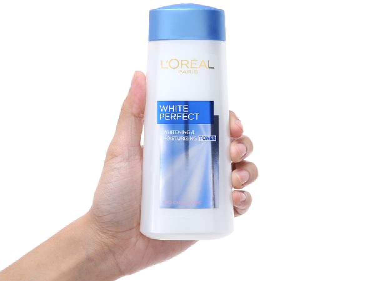 Nước Hoa Hồng Loreal White Perfect Trắng Da 200ml