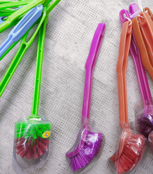 Plastic handle toilet scrubber