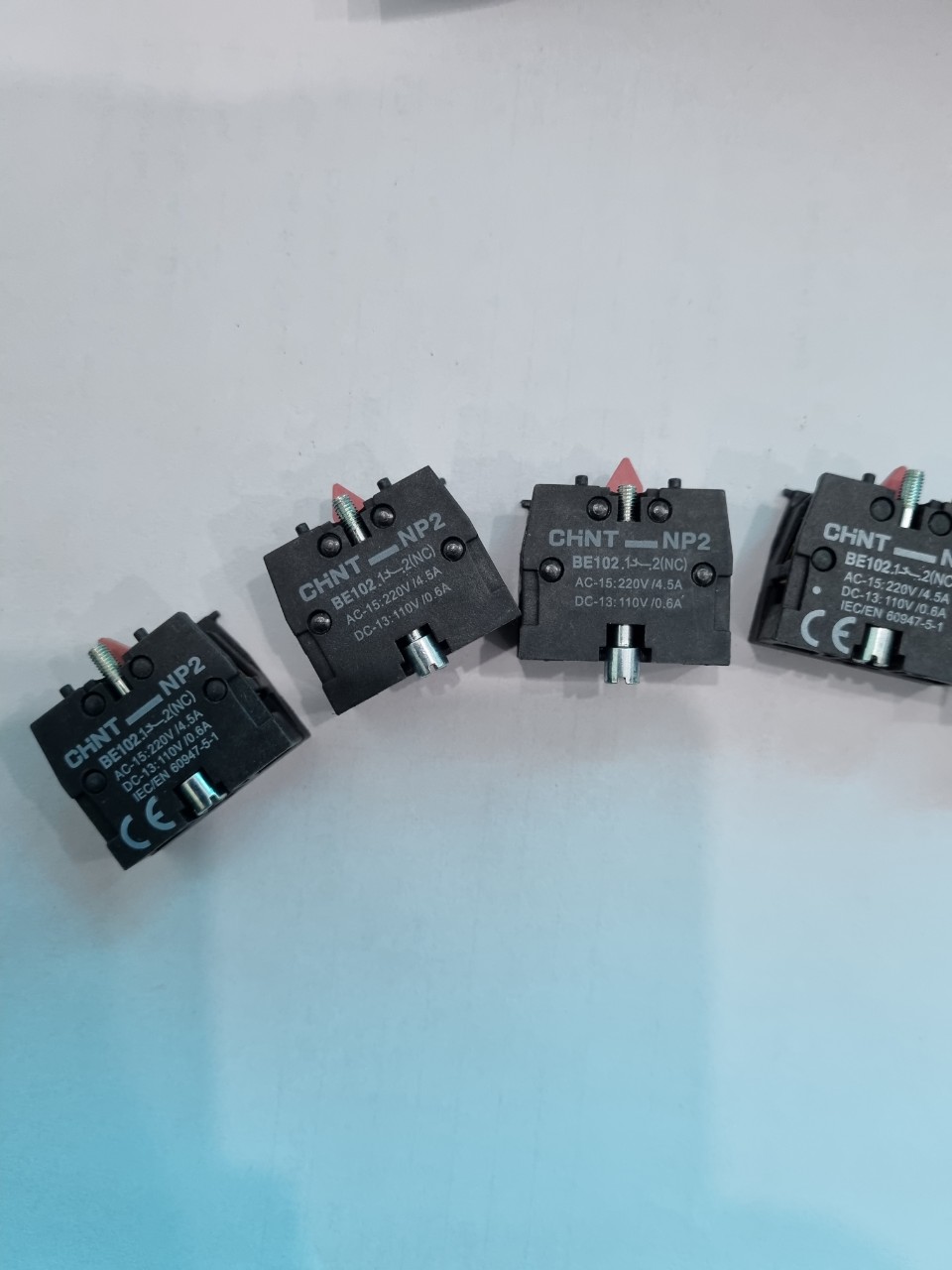 Tiếp  điểm phụ nút ấn công tắc No, NC