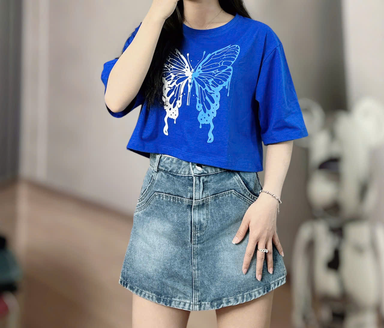 Ao Thun croptop in hình cánh bướm đẹp