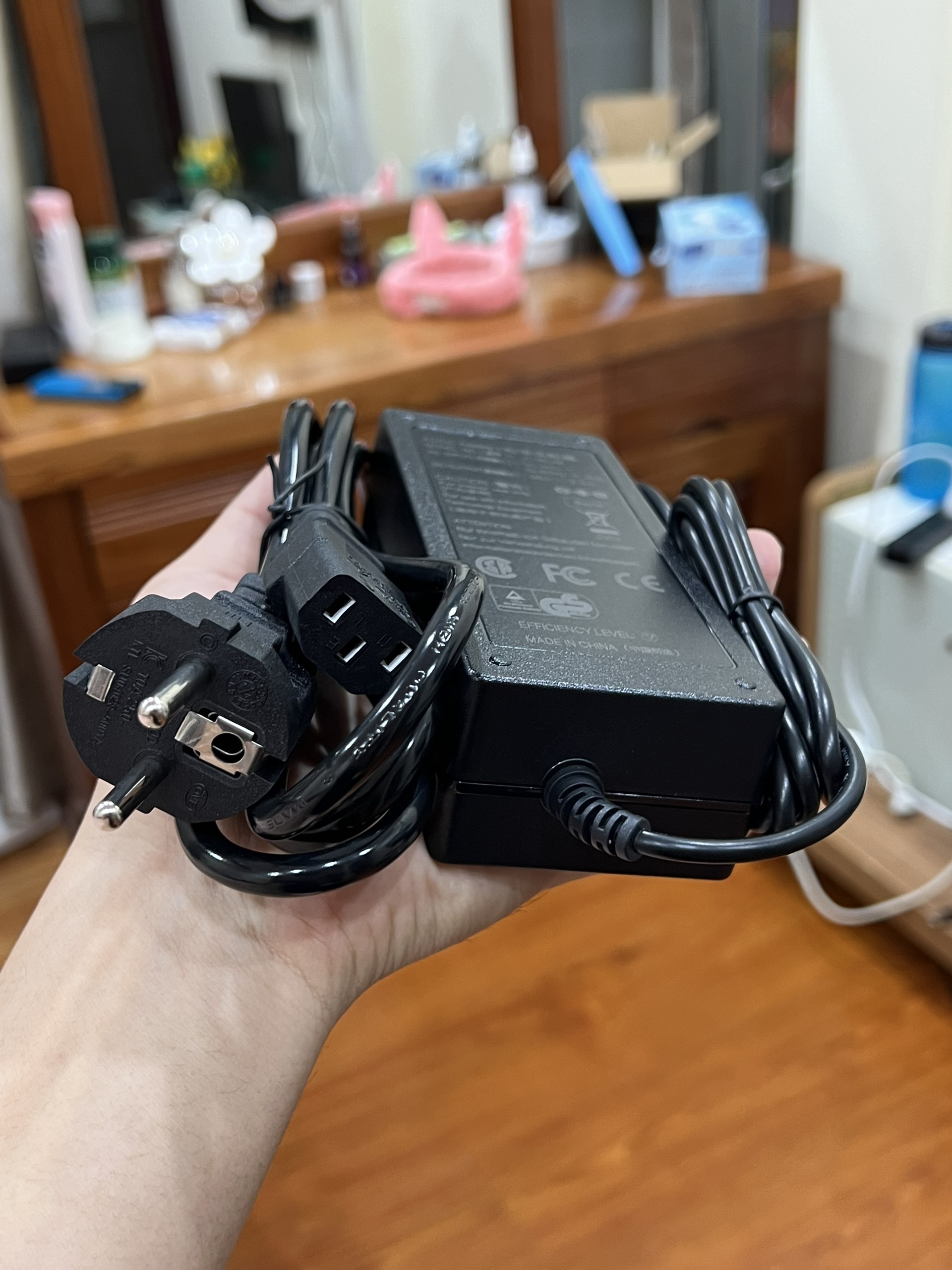 ADAPTER 36V 4.5A