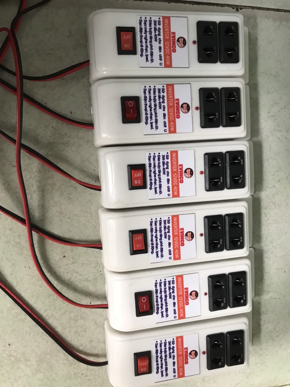 ĐỔI ĐIỆN 12V - 220V 40W, INVERTER 12V - 220V 40W