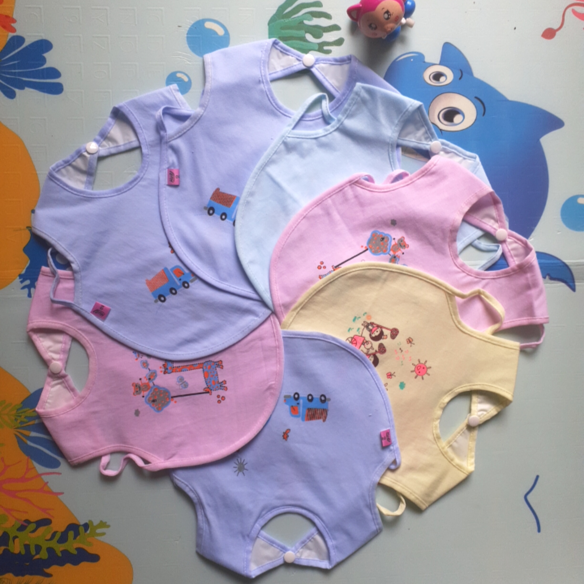 [Waterproof] Waterproof Cotton Bibs (with Buttons)