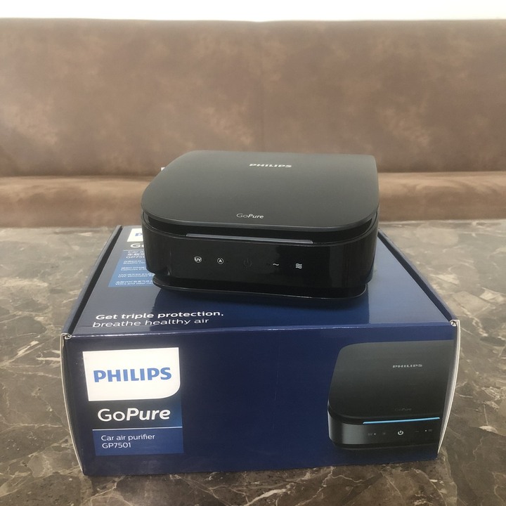 Máy khử mùi, lọc không khí trong ô tô Philips GP7501 - BẢO HÀNH 12 THÁNG