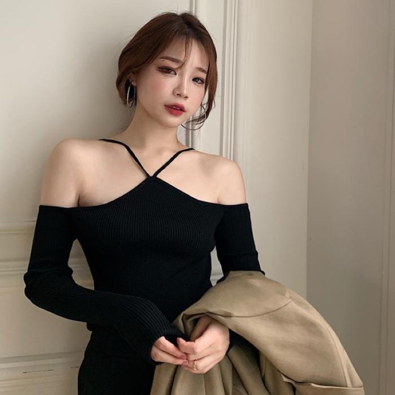 Áo kiểu bẹt vai phối dây yếm cực xinh y3