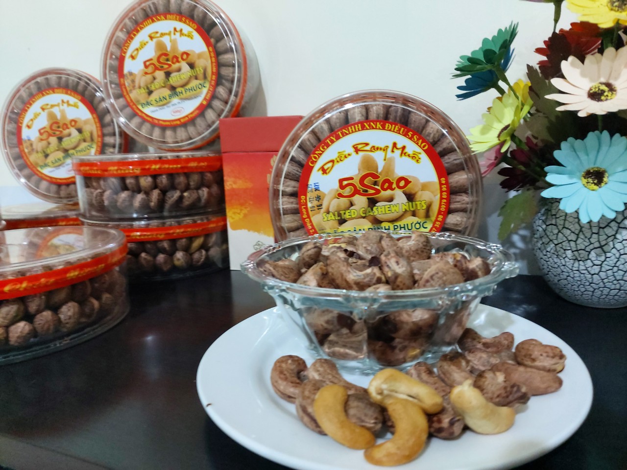 HẠT ĐIỀU RANG MUỐI HỘP 500gram