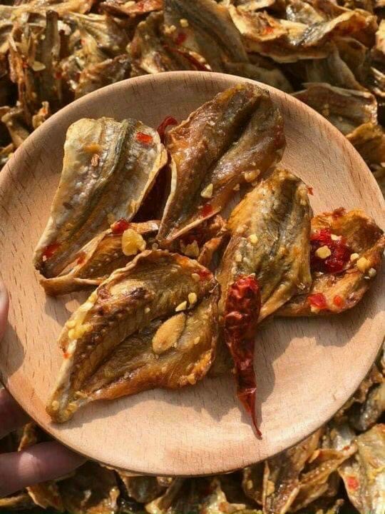 [HCM]HỦ 250GR CÁ ĐÙ CHÁY BƠ TỎI SIÊU NGON