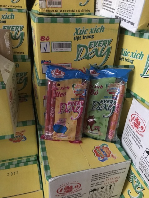 Thùng 20 Gói (Gói 250G/10 Cây) Xúc Xích Everyday Hạ Long