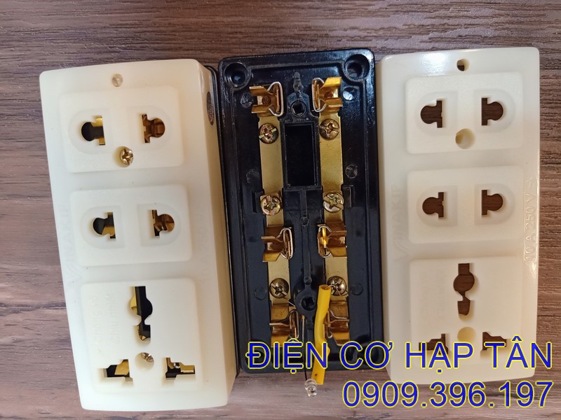 Ổ CẮM SIÊU BỀN 3 LỖ  – 4 LỖ  VINAKIP