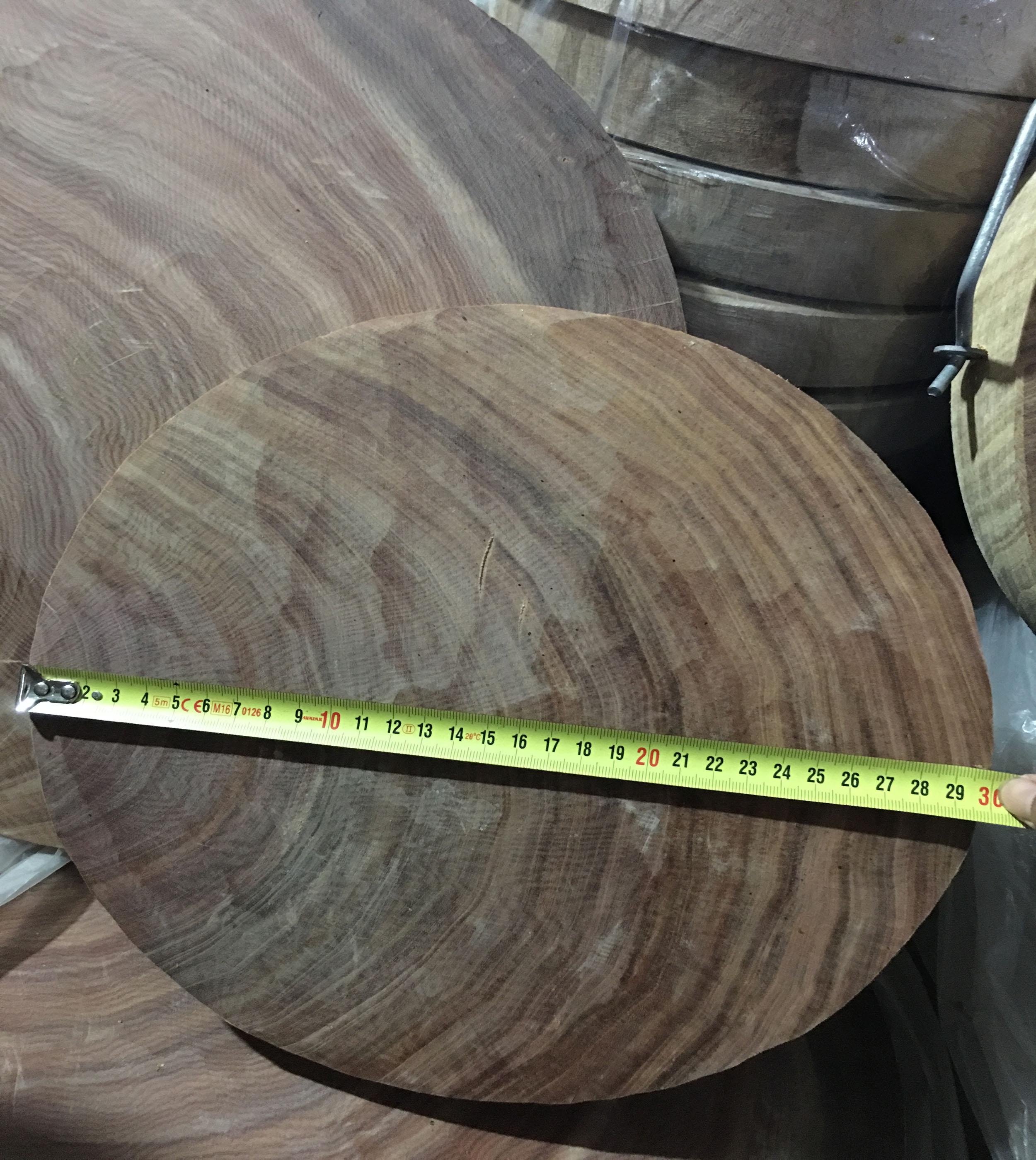Thớt Nghiến Đá Sơn La ĐK 30cm Dày 4-4,5 cm
