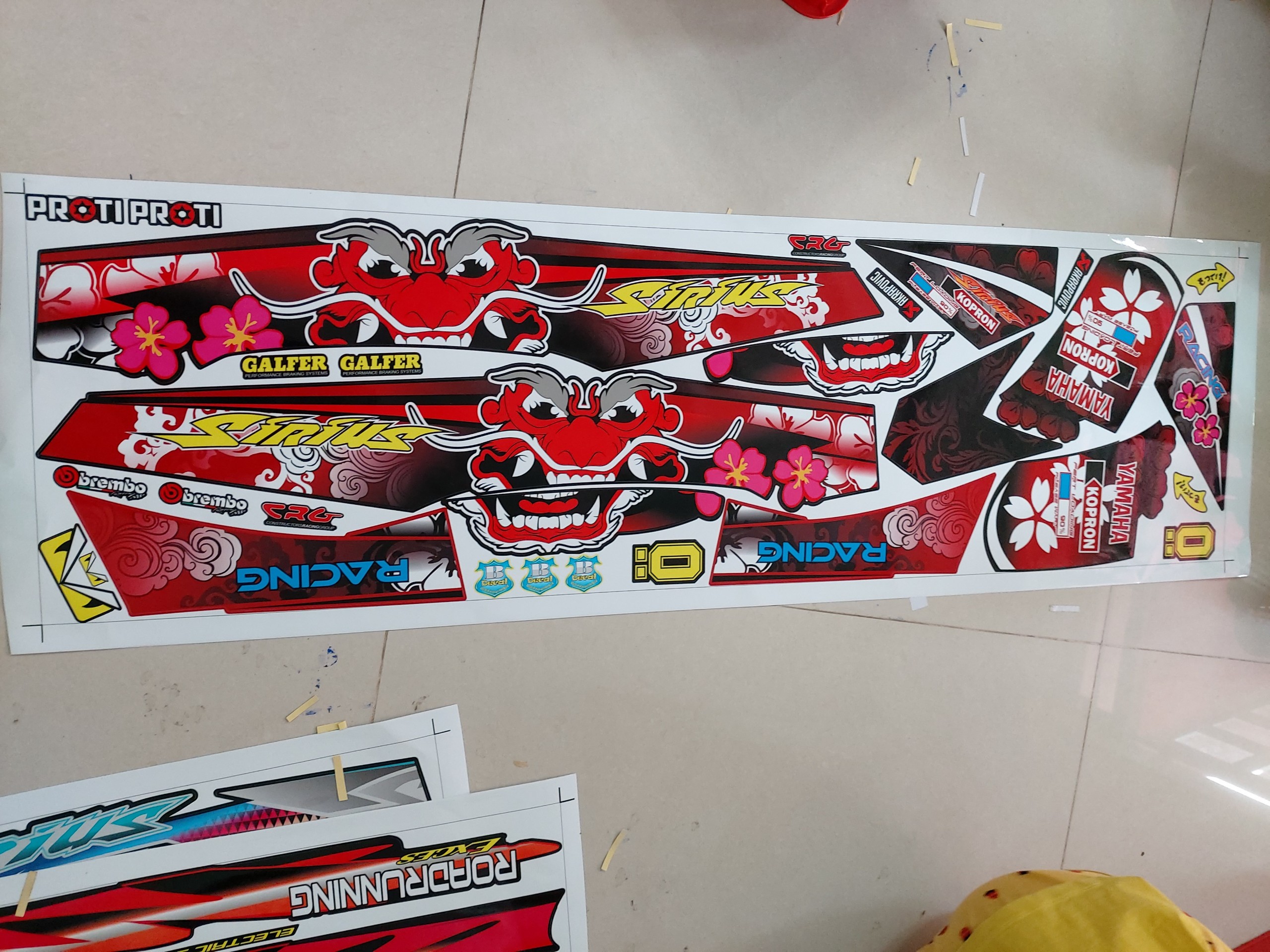 [HCM]Tem sirius xăng cơ đầu lân dán xe đỏ đen