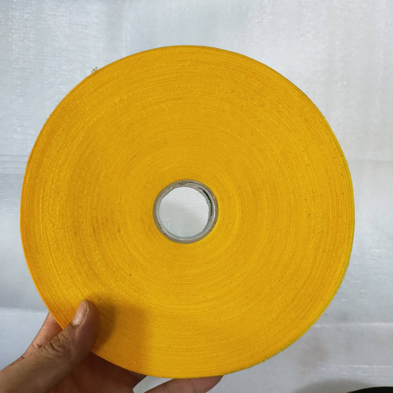 | CHỌN MÀU | CUỘN DÂY VẢI MAY VIỀN 100m