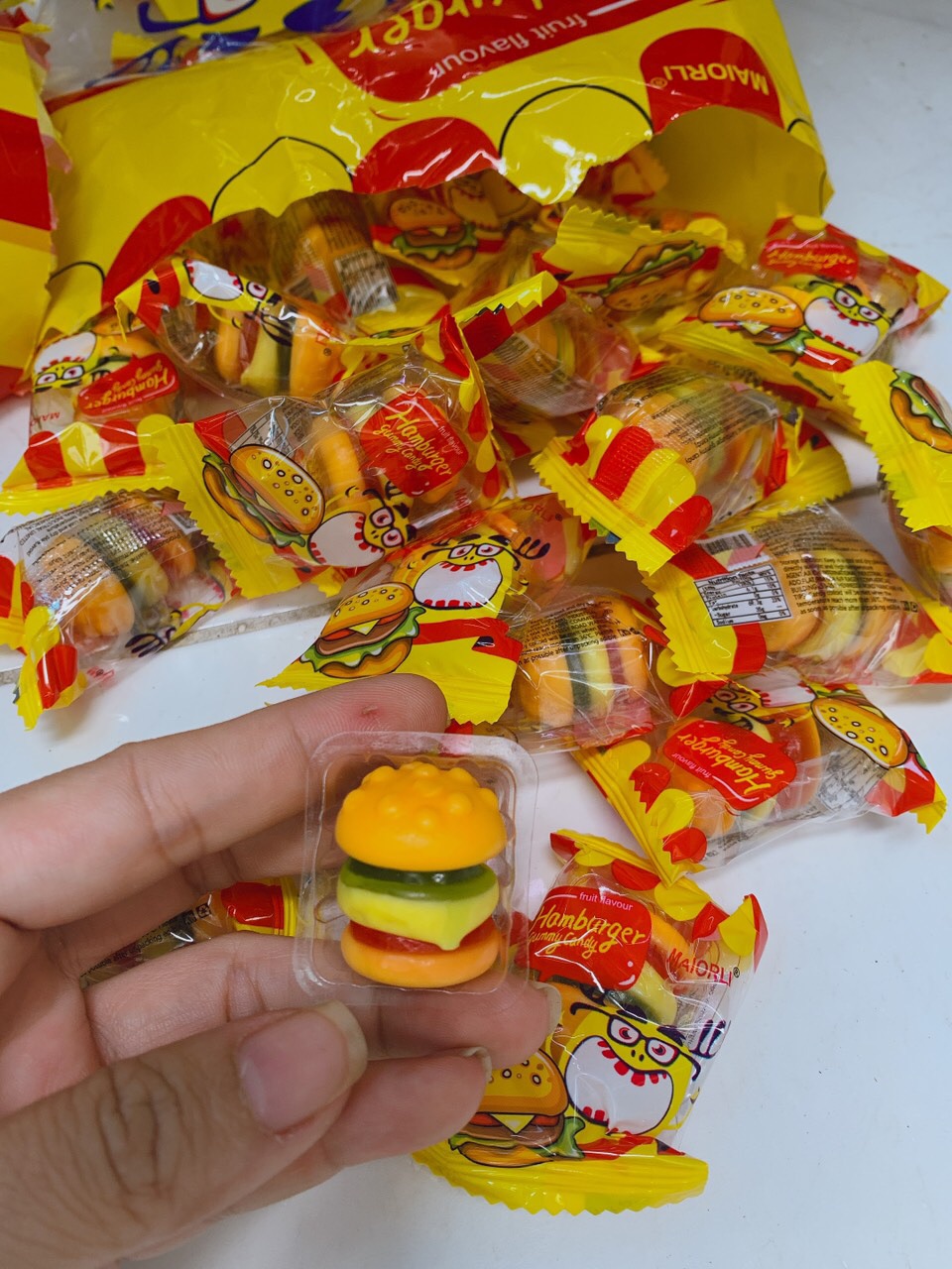 [HCM]Kẹo dẽo hambuger thái lan