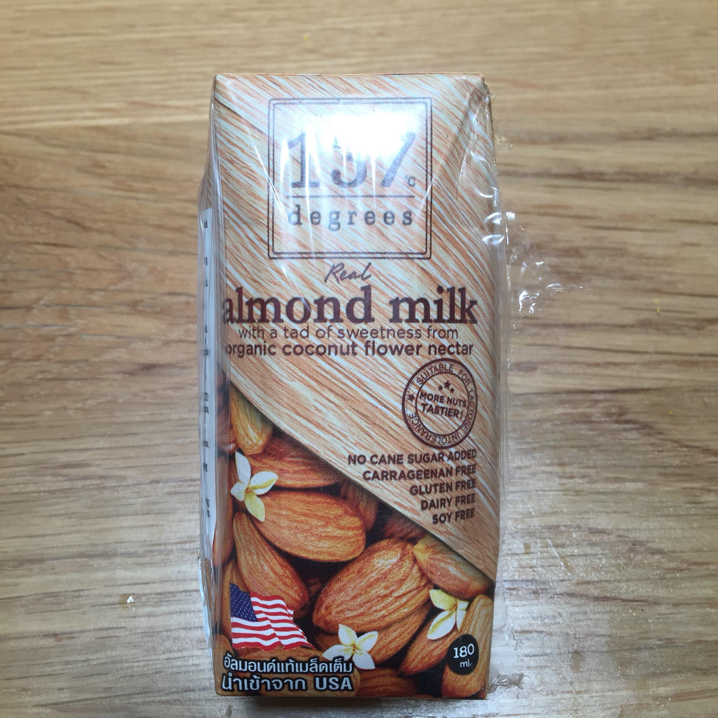 SỮA HẠT HẠNH NHÂN KHÔNG ĐƯỜNG 137 DEGREES 180ML