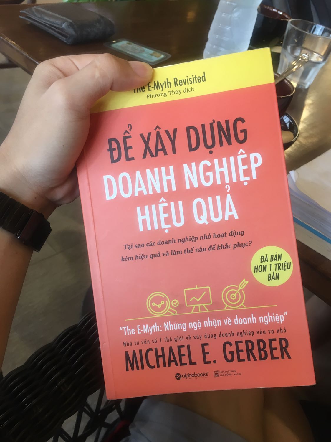 Để Xây Dựng Doanh Nghiệp Hiệu Quả