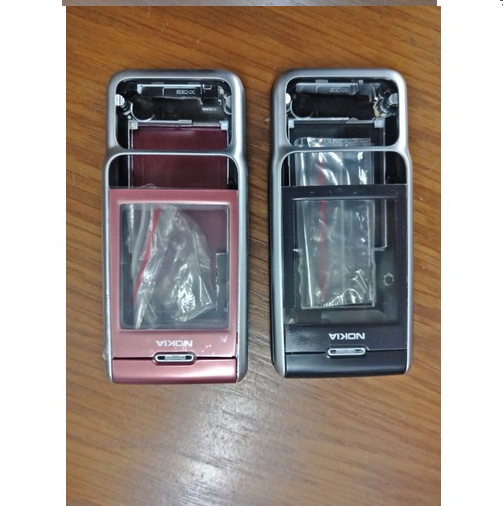 Vỏ Nokia 3230 ( có sườn - không phím )